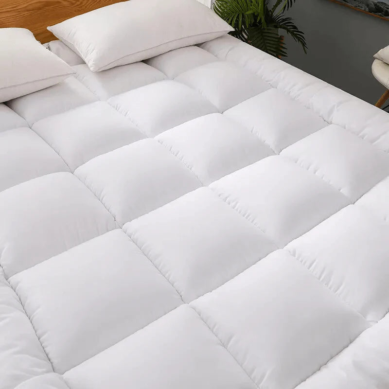 snuggi™ Mattress Topper